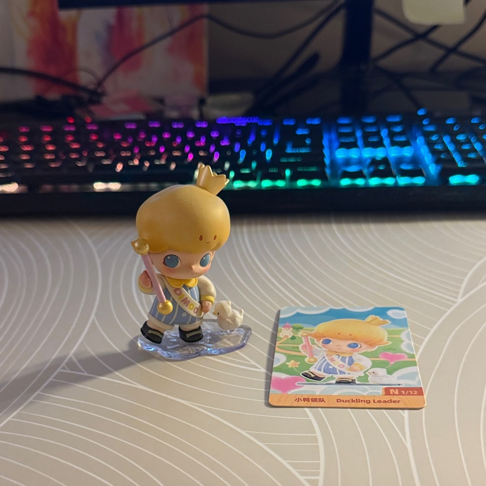 Dimoo Duckling Leader Action Figure